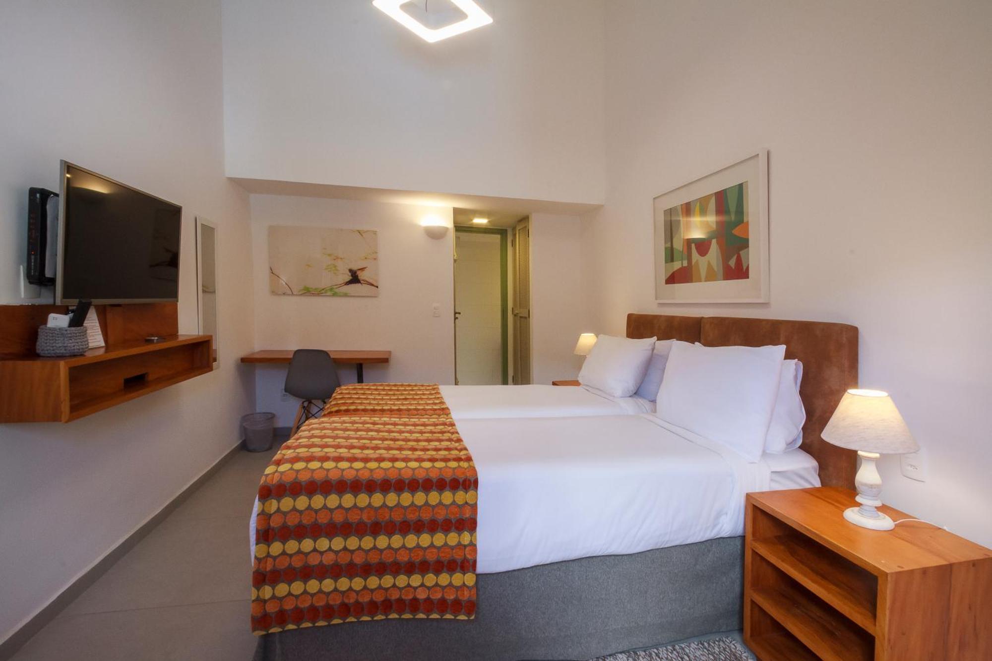 Pouso Alforria Hotel ทีราเดนเจส ภายนอก รูปภาพ